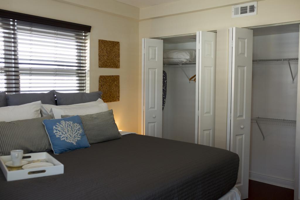 751 Meridian House Aparthotel ไมอามีบีช ภายนอก รูปภาพ
