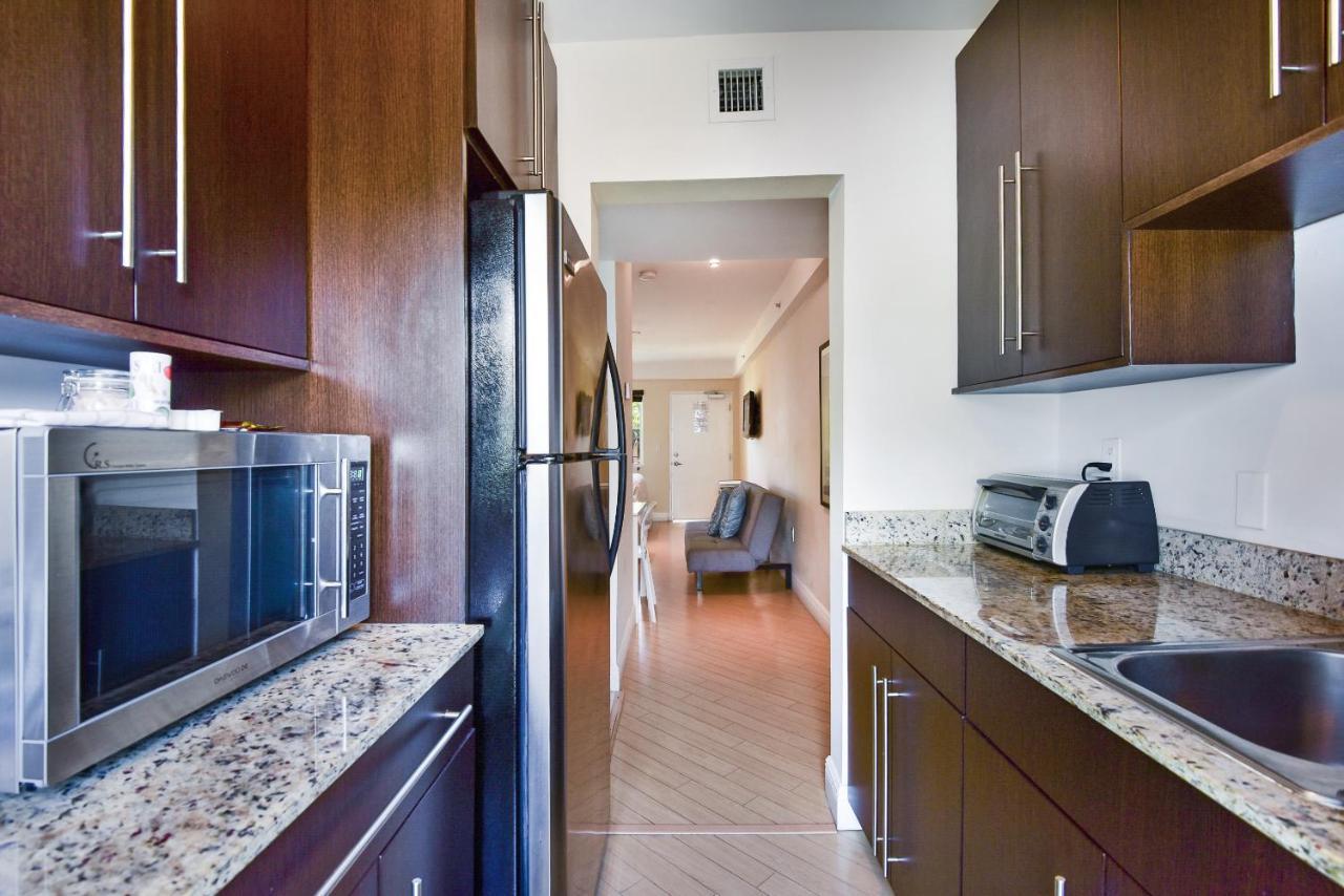 751 Meridian House Aparthotel ไมอามีบีช ภายนอก รูปภาพ